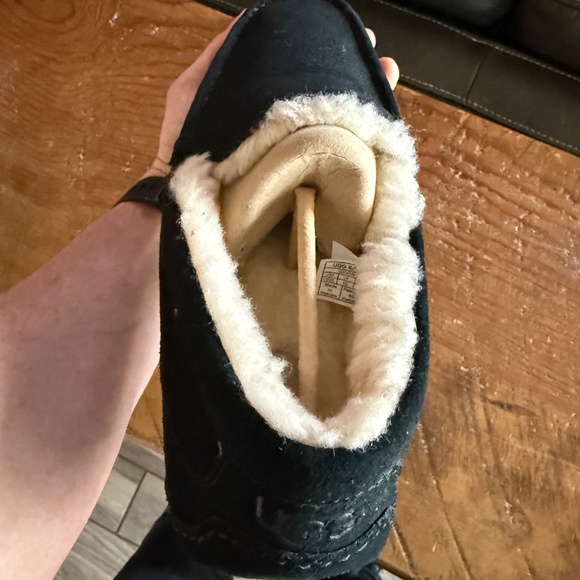 Men’s UGG Ascot Slippers Size 13 (Black) main image 4